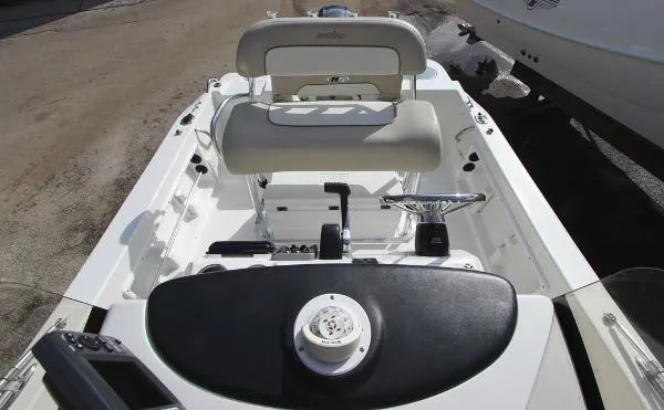 Slide: The Image of NAUTIC STAR 1900 XS 2015 - 9