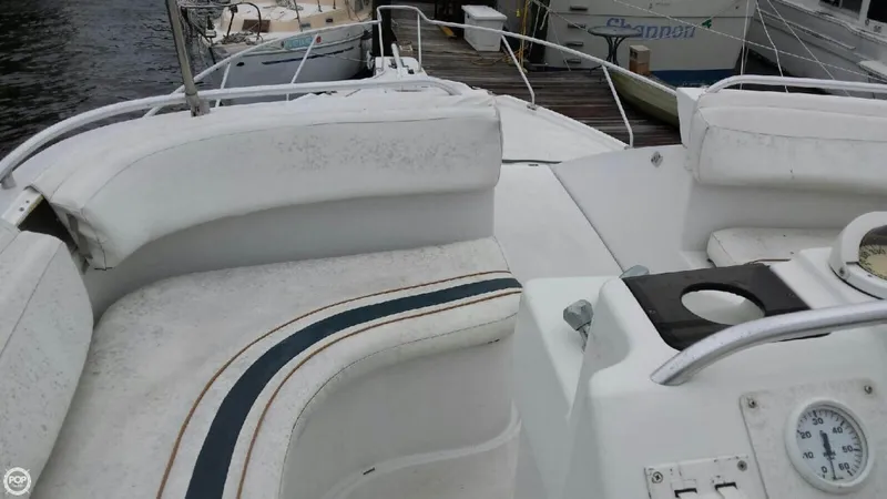 Slide: The Image of Mainship 40 Sedan Bridge 1995 - 8