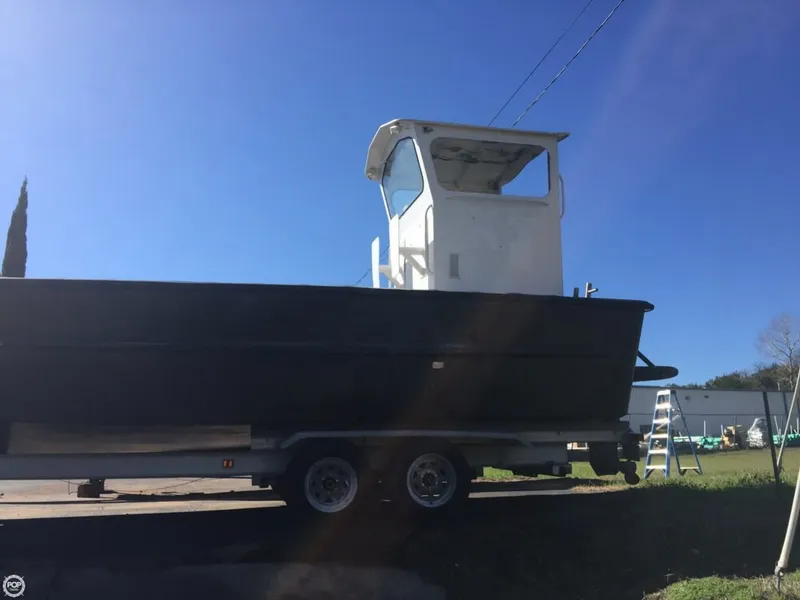 Slide: The Image of Patriot 26 Cabin Cruiser 1995 - 1