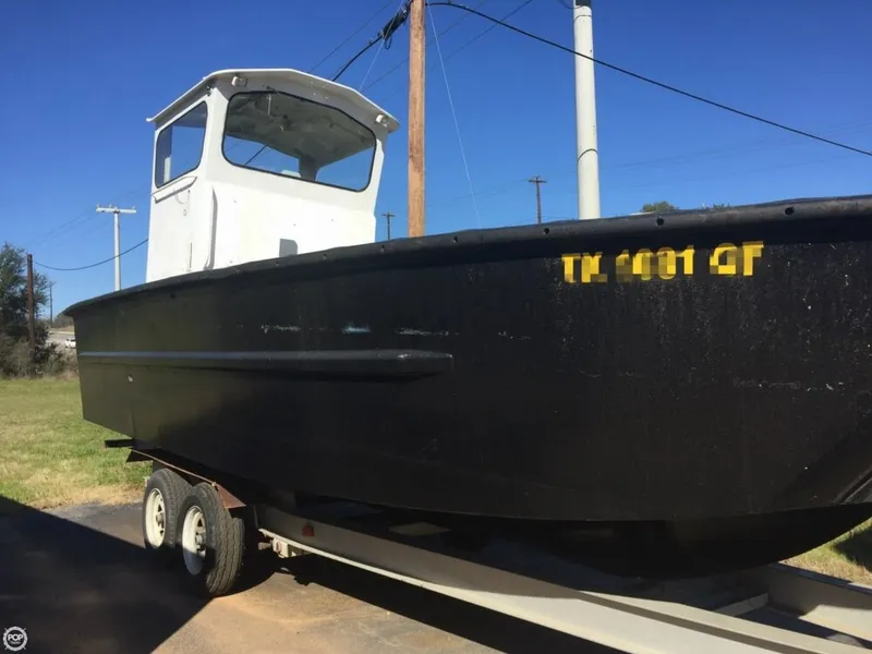 Slide: The Image of Patriot 26 Cabin Cruiser 1995 - 3