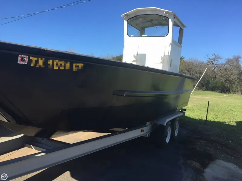 Slide: The Image of Patriot 26 Cabin Cruiser 1995 - 4
