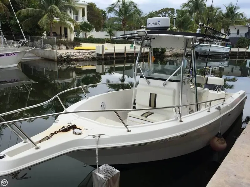 Slide: The Image of Robalo R230 2004 - 11