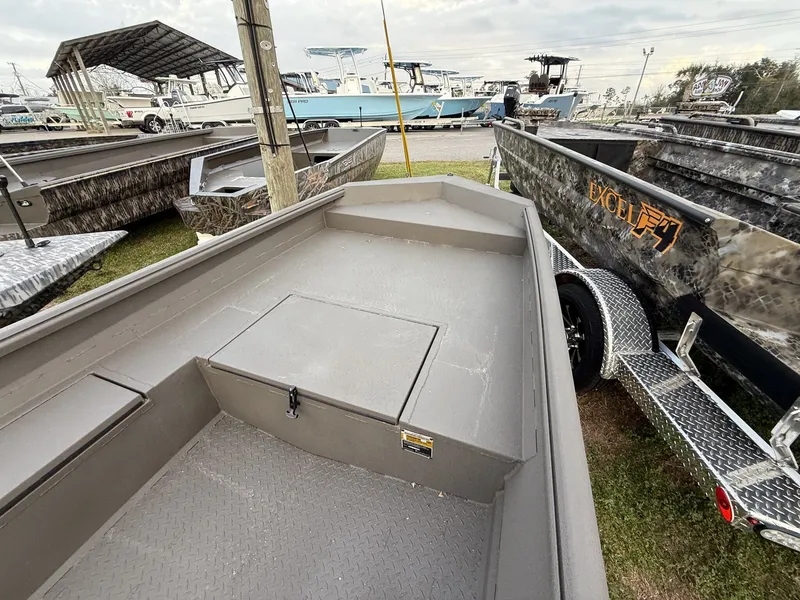 Slide: The Image of Reaper Boats 756 756 STEP TRANSOM 2026 - 4