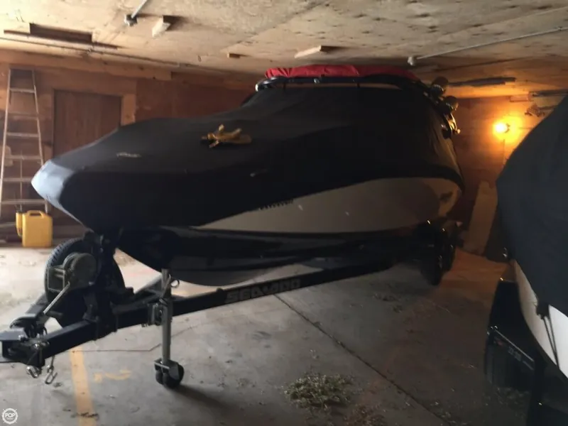 Slide: The Image of Sea-Doo 230 Wake 2012 - 4