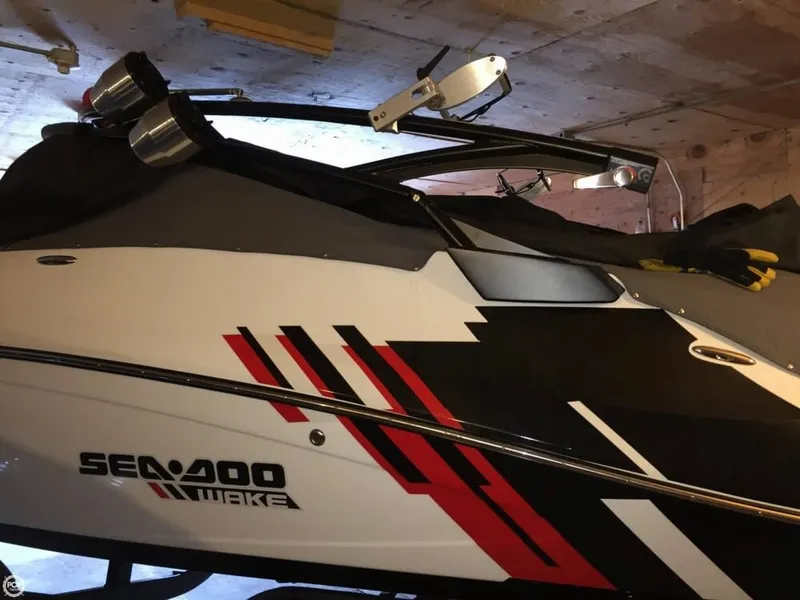 Slide: The Image of Sea-Doo 230 Wake 2012 - 5