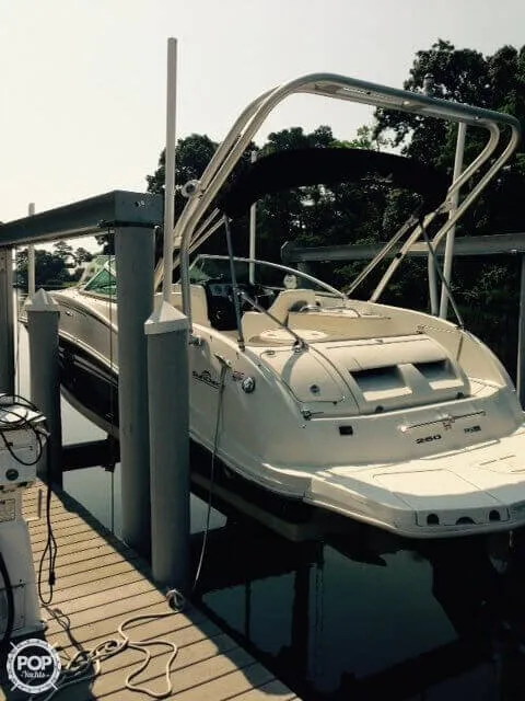 Slide: The Image of Sea Ray 260 Sundeck 2008 - 3