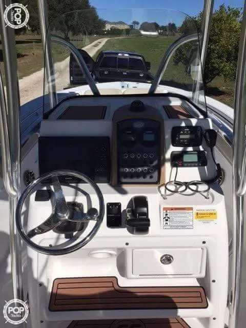 Slide: The Image of Sea Fox 226 Commander 2015 - 1