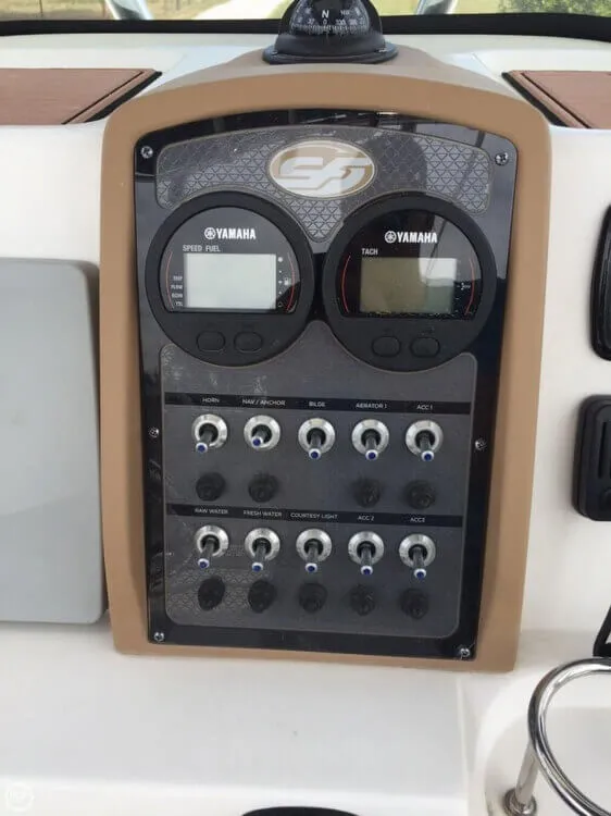 Slide: The Image of Sea Fox 226 Commander 2015 - 10