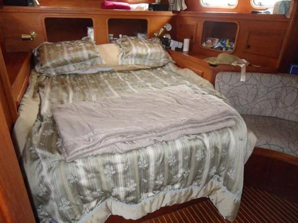 Slide: The Image of Nauticat 40 Pilothouse Cutter 1985 - 3