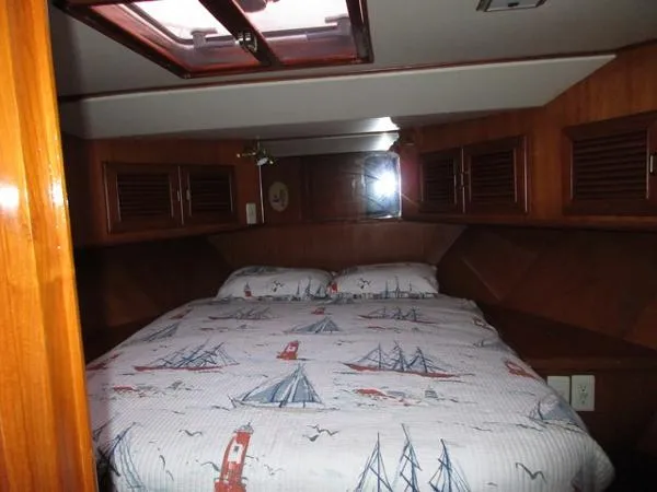 Slide: The Image of Viking Aft Cabin M/Y 1990 - 2