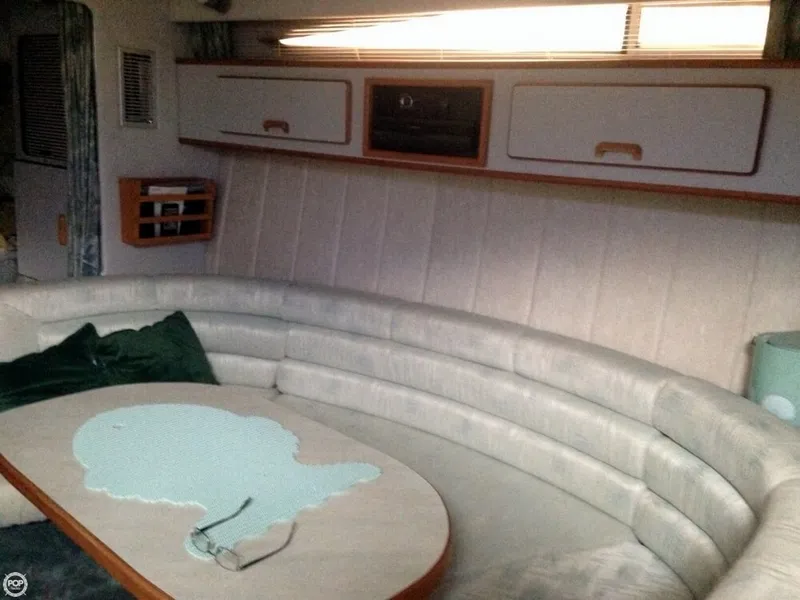 Slide: The Image of Sea Ray 350 Sundancer 1991 - 11