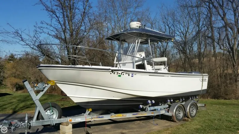 Slide: The Image of Boston Whaler 24 Outrage 1996 - 9