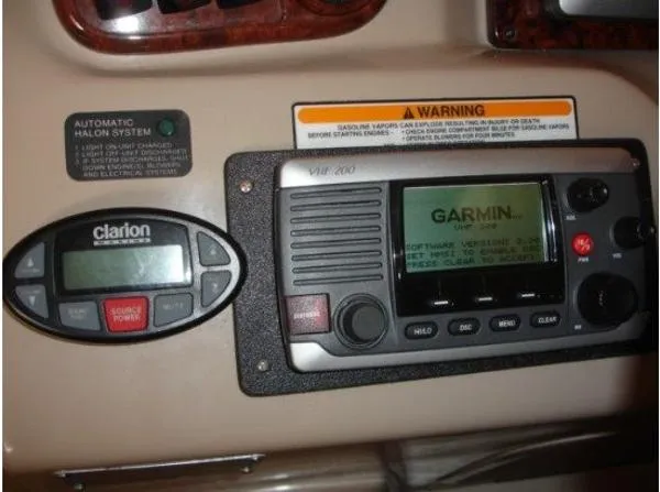 Slide: The Image of Sea Ray 300 Sundancer 2005 - 2