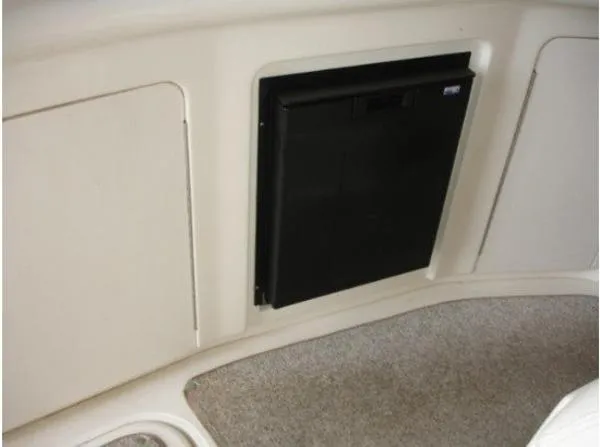 Slide: The Image of Sea Ray 300 Sundancer 2005 - 4