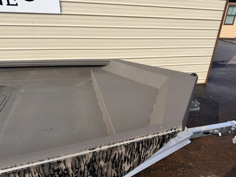 Slide: The Image of Reaper Boats 756 756 STEP TRANSOM 2026 - 4