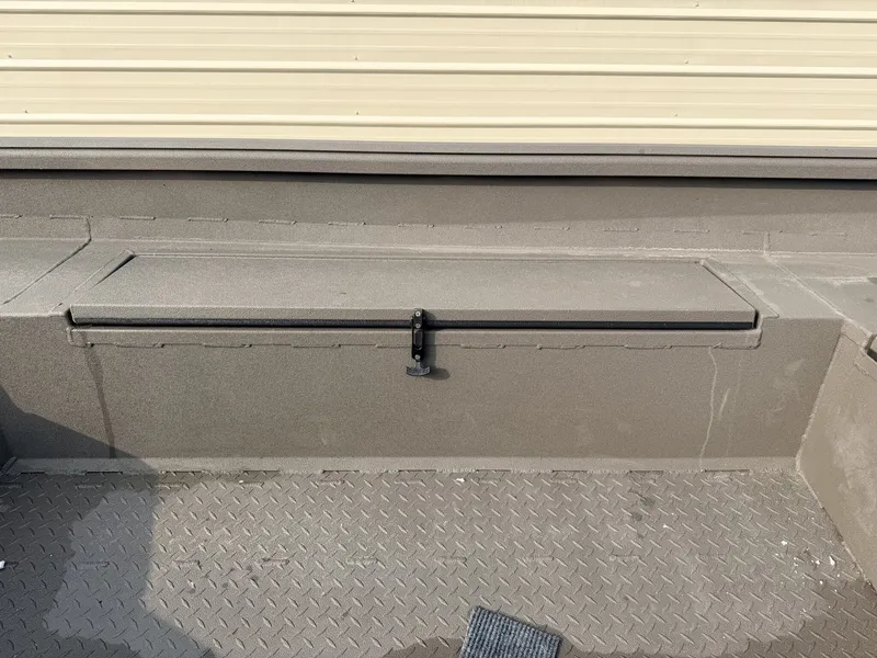 Slide: The Image of Reaper Boats 756 756 STEP TRANSOM 2026 - 7