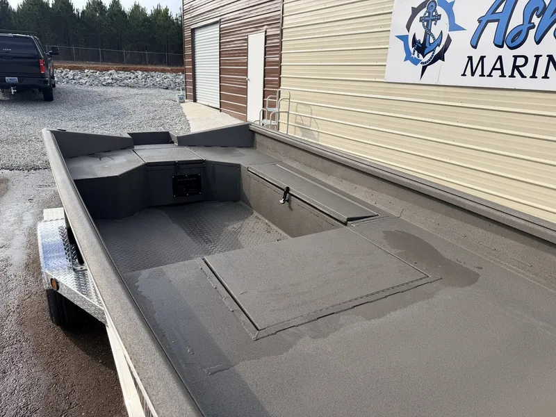 Slide: The Image of Reaper Boats 656 2026 - 3