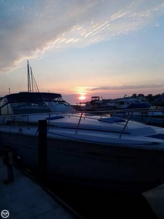 Slide: The Image of Sea Ray 390 Express 1987 - 2