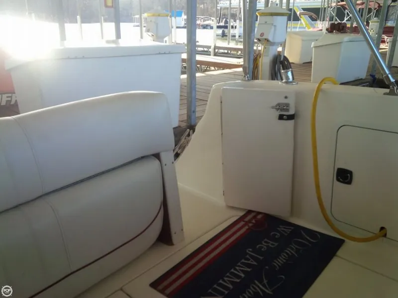 Slide: The Image of Sea Ray 270 Sundancer 1994 - 10