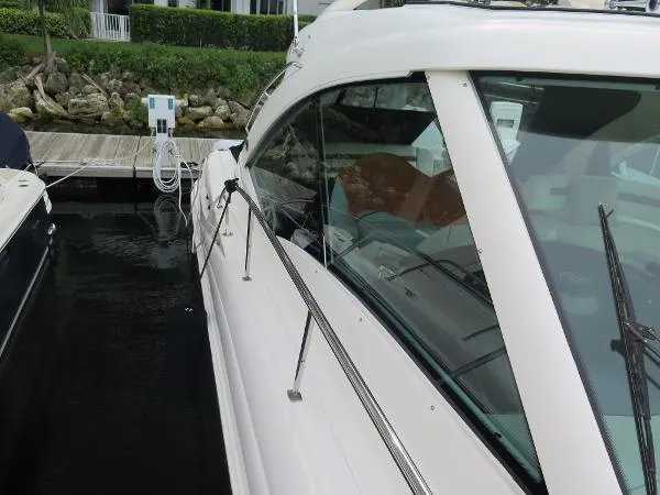 Slide: The Image of Sea Ray 48 Sundancer 2006 - 4