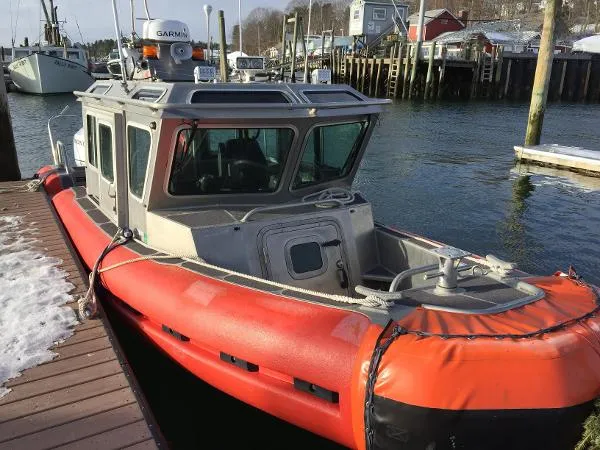Slide: The Image of SafeBoat Defender 2004 - 4