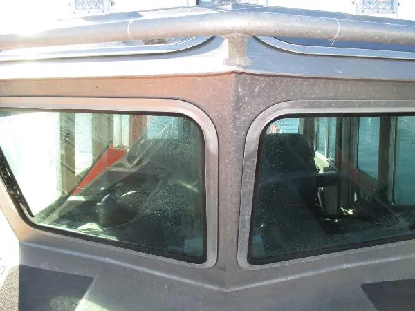 Slide: The Image of SafeBoat Defender 2004 - 8