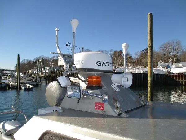 Slide: The Image of SafeBoat Defender 2004 - 9