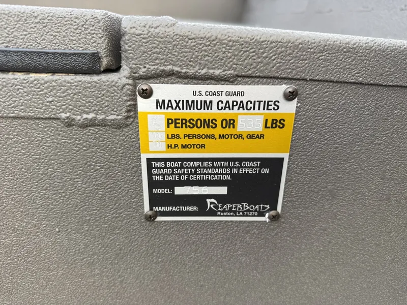 Slide: The Image of Reaper Boats 756 756 STEP TRANSOM 2026 - 6