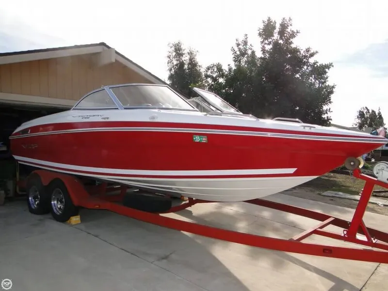 Slide: The Image of VIP 2102 SBR Victory Bowrider 2005 - 2