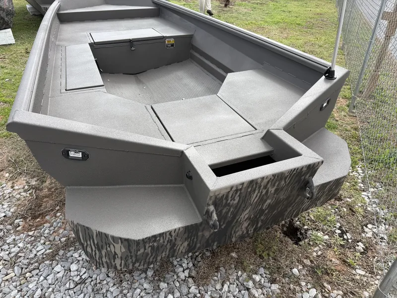 Slide: The Image of Reaper Boats 656 2026 - 3