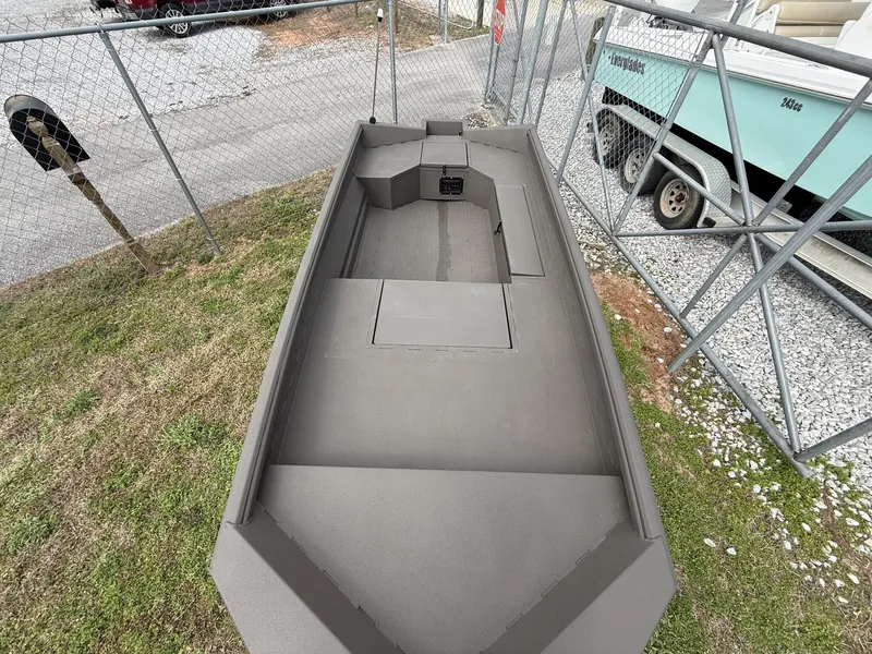 Slide: The Image of Reaper Boats 656 2026 - 6