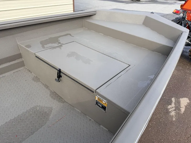 Slide: The Image of Reaper Boats 553 STEP TRANSOM 2026 - 6