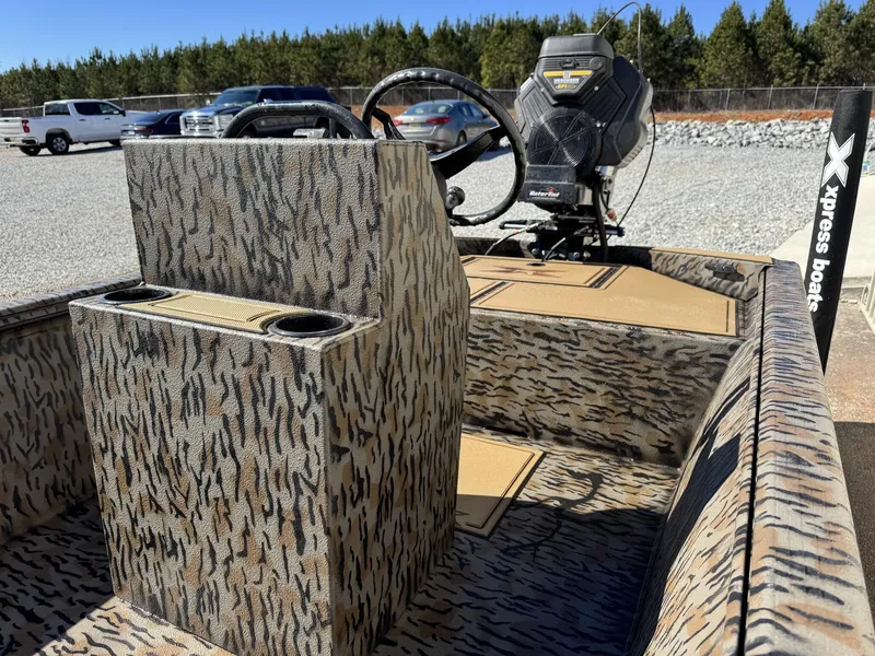 Slide: The Image of Xpress Bayou Series 180CC 2026 - 8