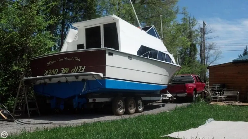Slide: The Image of Carver Yachts Mariner 3396 1983 - 5