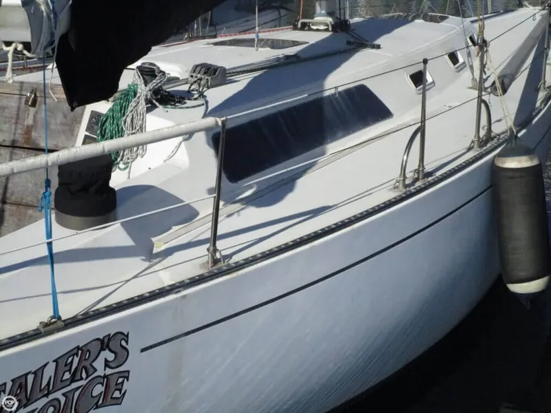 Slide: The Image of Islander 40 1979 - 9