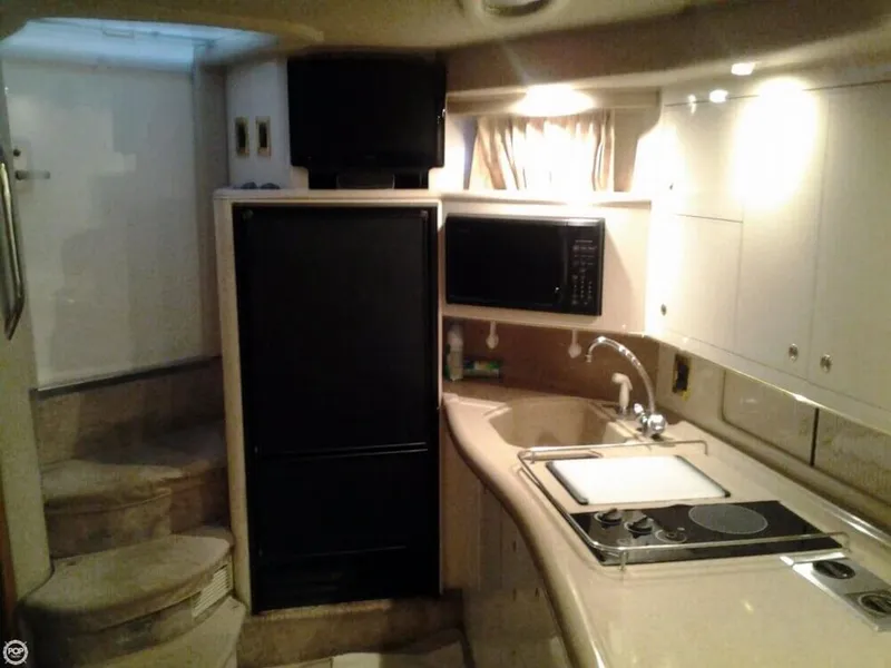 Slide: The Image of Sea Ray 400 Sundancer 1997 - 8
