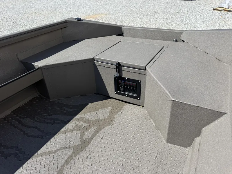 Slide: The Image of Reaper Boats 550 2026 - 5