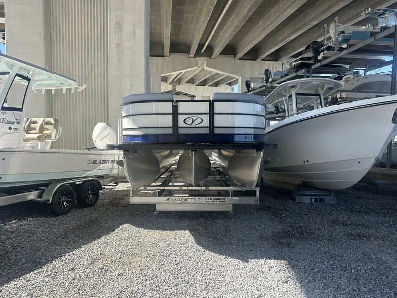 Slide: The Image of Veranda Vista View Series VISTA SPORT 22RC 2026 - 2