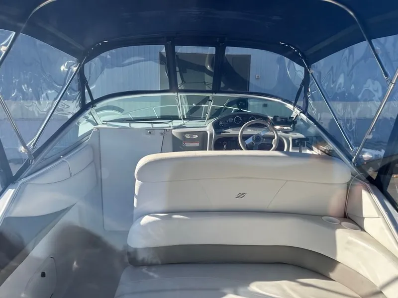 Slide: The Image of Four Winns 248 Vista 2000 - 1