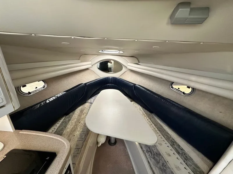 Slide: The Image of Four Winns 248 Vista 2000 - 4