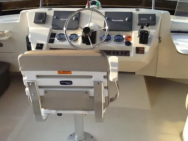Slide: The Image of Mainship 43 Aft Cabin 2005 - 2