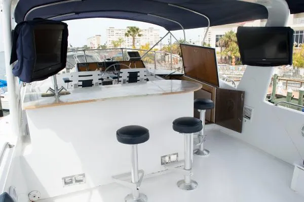 Slide: The Image of Hatteras Motor Yacht 1987 - 4