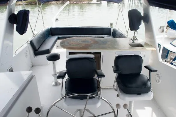 Slide: The Image of Hatteras Motor Yacht 1987 - 5