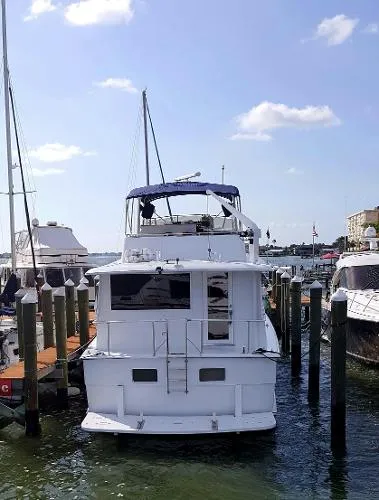 Slide: The Image of Hatteras Motor Yacht 1987 - 7