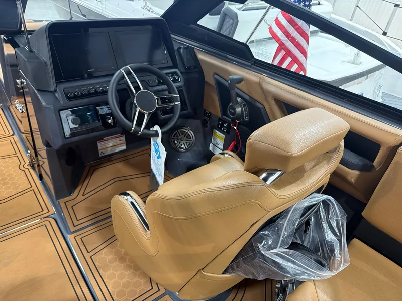 Slide: The Image of Cobalt R4 Surf 2026 - 10