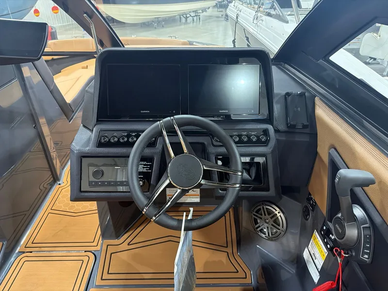 Slide: The Image of Cobalt R4 Surf 2026 - 11