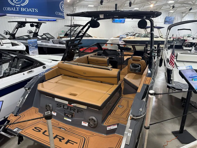 Slide: The Image of Cobalt R4 Surf 2026 - 3