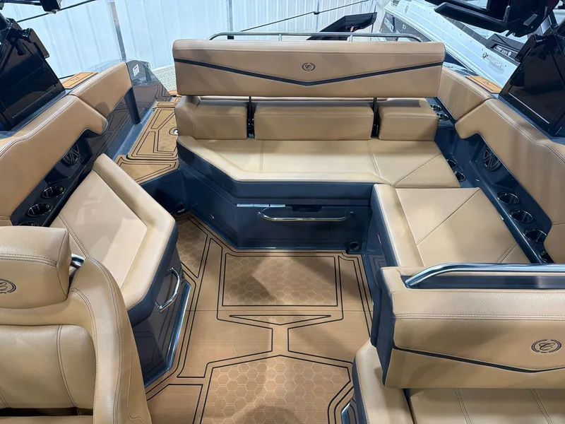 Slide: The Image of Cobalt R4 Surf 2026 - 8