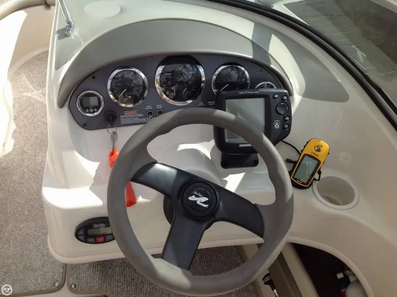 Slide: The Image of Sea Ray 200 Sport 2005 - 3
