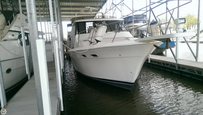 Slide: The Image of Bayliner 4788 Pilot House 1997 - 1